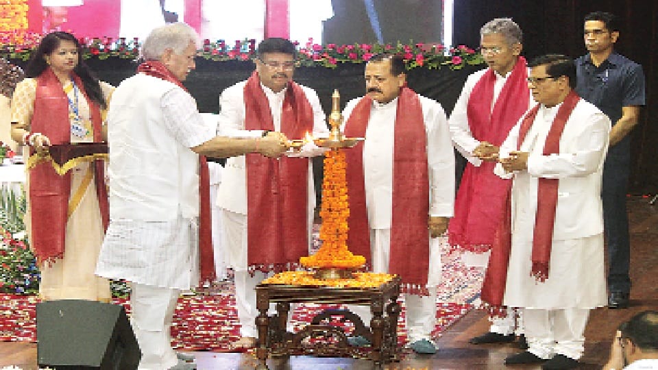 Dharmendra Pradhan on IIM: Students ready to face every challenge, become job creators