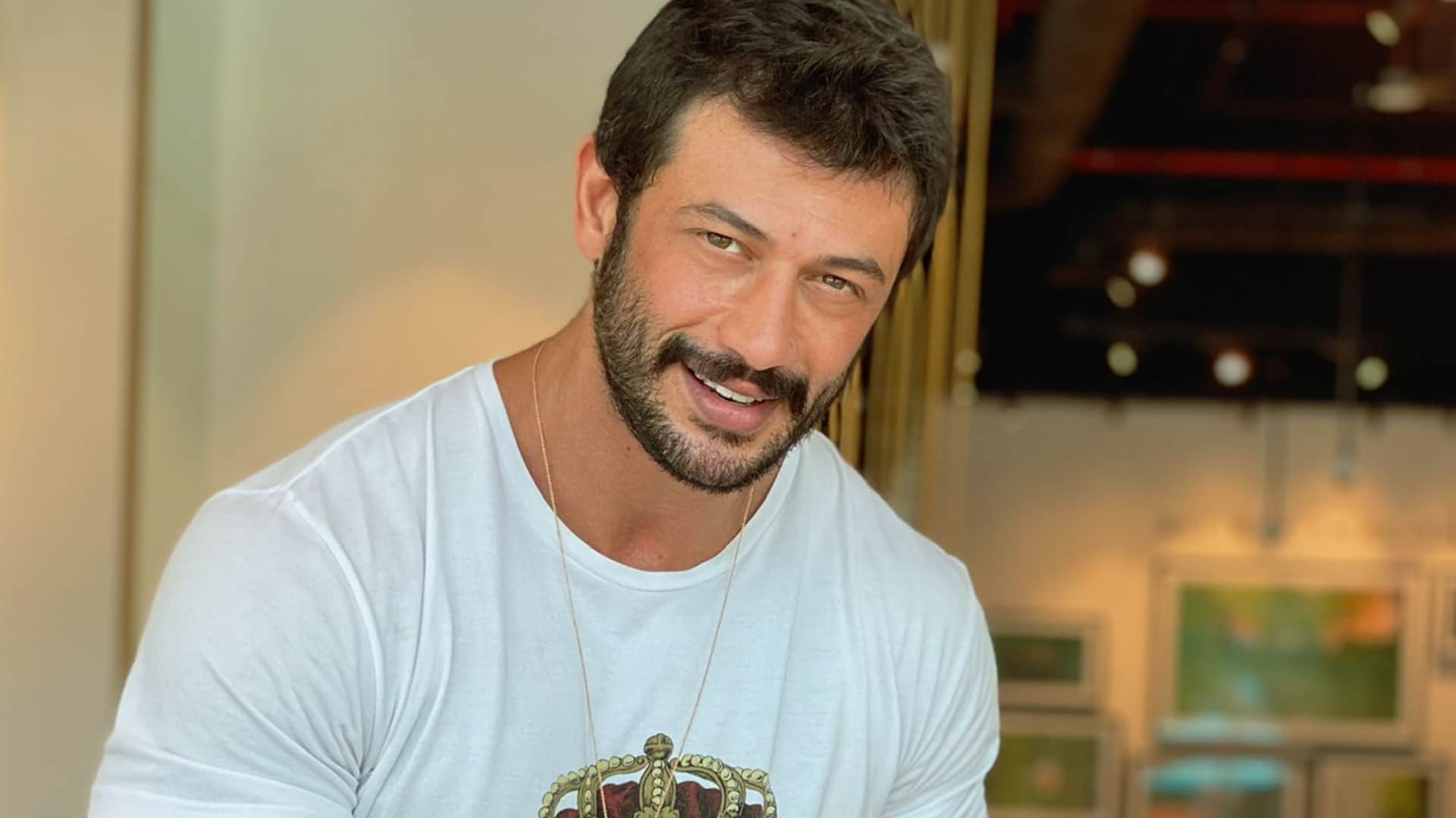 bigg boss ott 2 know about salman khan show contestant Jad Hadid here in details