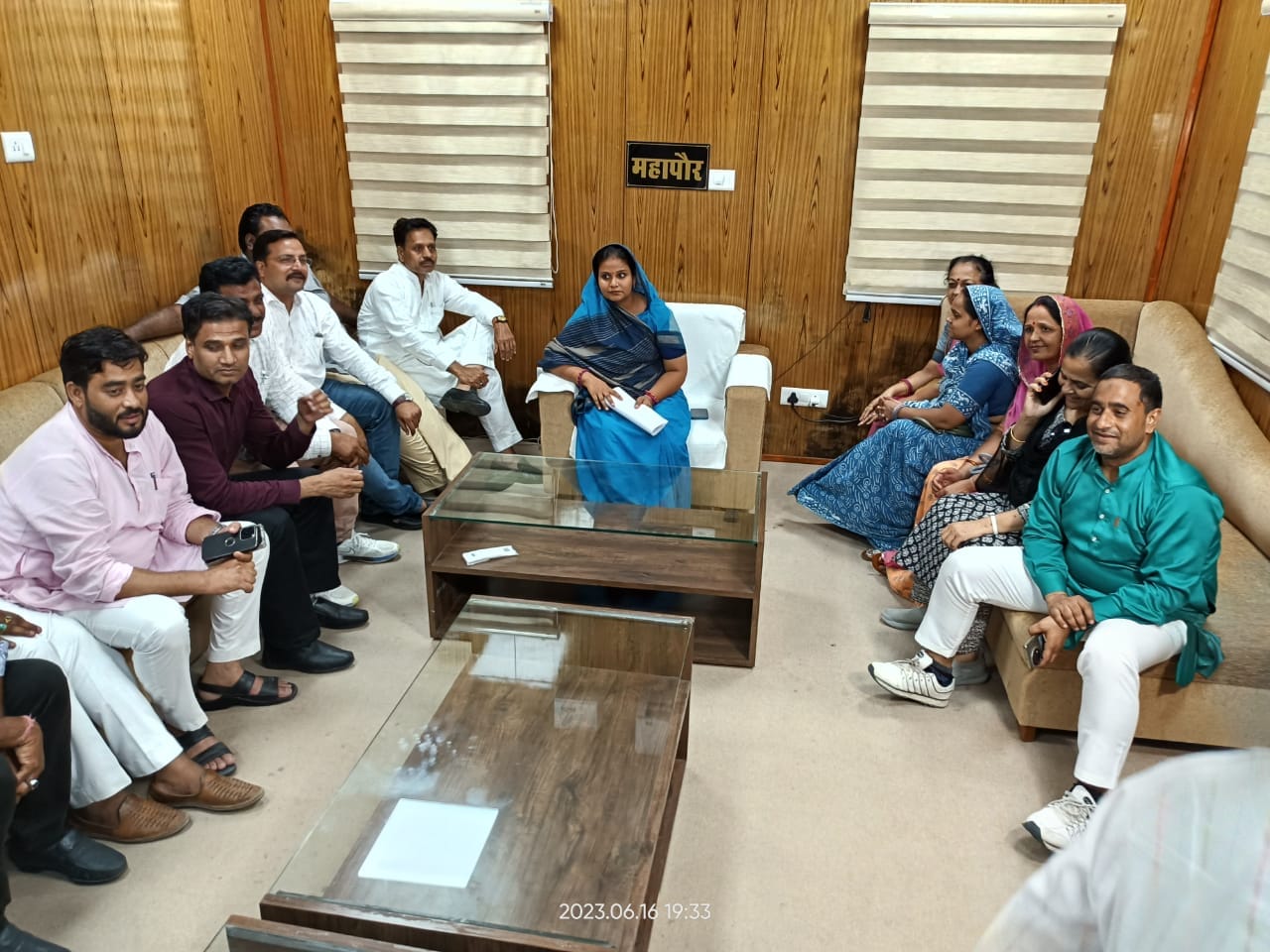 जयपुर हेरिटेज नगर निगम महापौर समेत 50 पार्षदों ने सीएम को भेजा इस्तीफा, एडिशनल कमिश्नर से विवाद