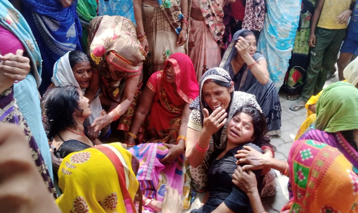 Ghatampur road accident, Truck crushed bike riders, painful death of two students, returning after coaching