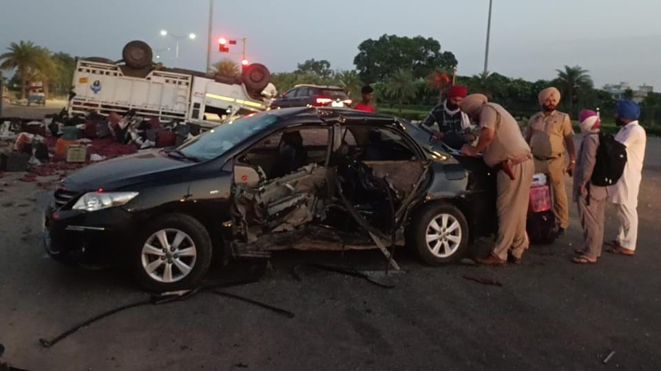 Accident in Zirakpur, two died