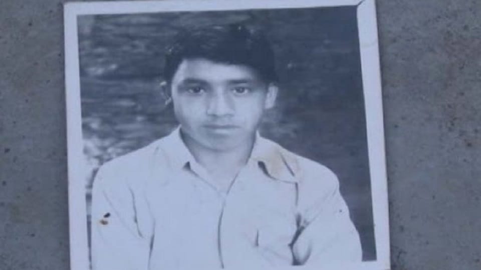 up chief minister Yogi Adityanath old pictures