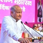 राजस्थान किसान महोत्सव को संबोंधित करते सीएम।
