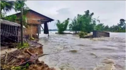 Cyclone Biparjoy: बाड़मेर में बाढ़ के हालात, SDRF-NDRF की टीम पहुंची, जैतारण में 1 और टोंक में 2 लोगों की मौत Cyclone Biparjoy Effect in Rajasthan IMD Heavy Rain Alert, Flood Situation in Barmer Weather News in Hindi