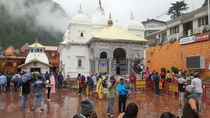 Uttarakhand Weather: प्रदेश के कई हिस्सों में बारिश और तेज हवाएं, ऑरेंज अलर्ट जारी, मौसम विभाग ने दी हिदायत