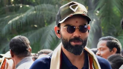 Virat Kohli Net Worth: कोहली की नेटवर्थ 1000 करोड़ के पार; सैलरी से विज्ञापन तक, ऐसे होती है विराट की कमाई Virat Kohli net worth crosses 1000 crores From salary to advertisement this is how Virat earns