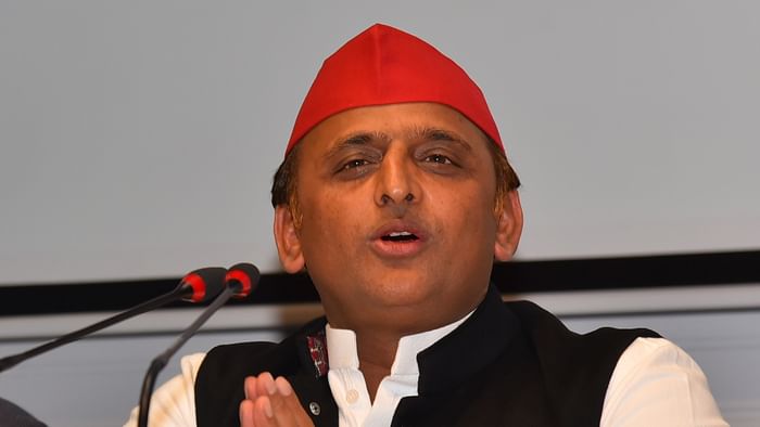 Taking along smaller parties Congress' responsibility: Akhilesh