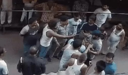 Kanpur Power Crisis,Vigilance team reached to catch Katia, assaulted, attempted to snatch drone from operator