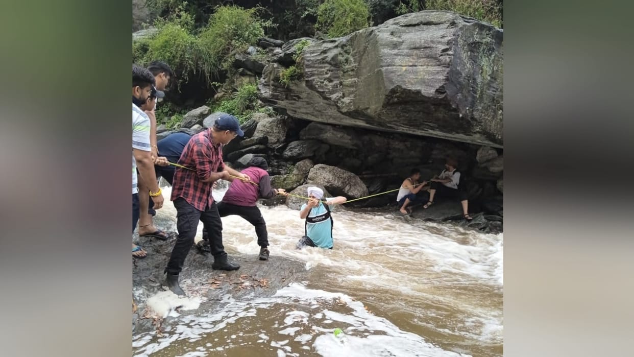himachal weather update rain yellow alert in state for 19 June 2023