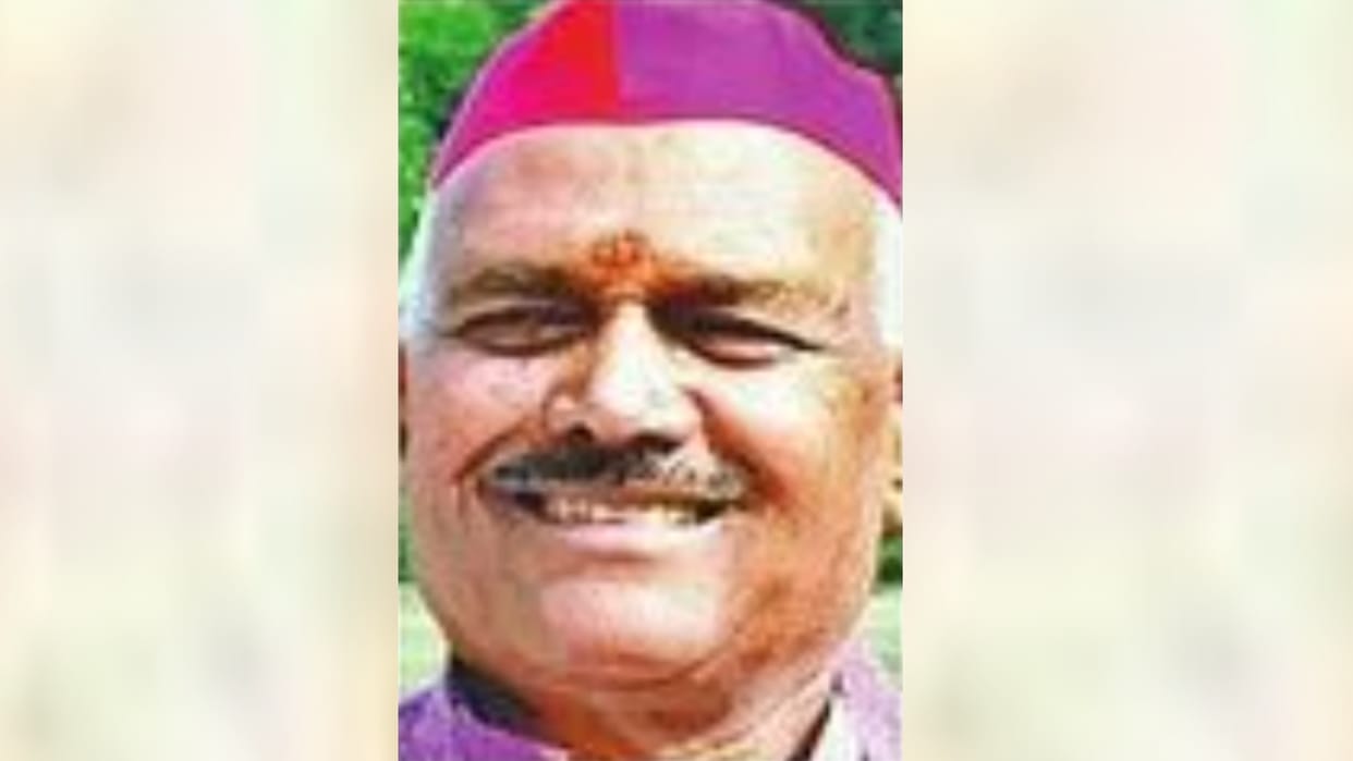 Disproportionate assets case filed against former SP MLA Rameshwar Singh Yadav.