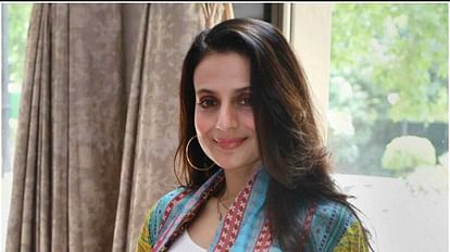 Ameesha Patel Gadar 2 actress appears before Ranchi court in cheque bounce case pleaded not guilty