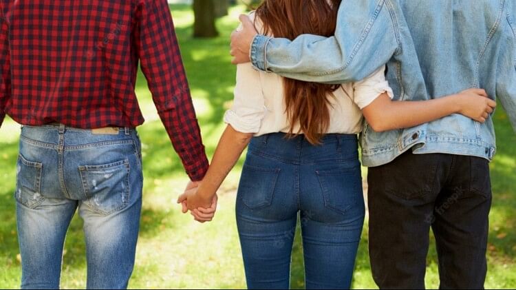 पति, प्रेमी और पत्नी का वो: विवाहिता से लव ट्रायंगल में युवक की हत्या, लात-घूंसों से जमकर पीटा, फिर घोंटा गला