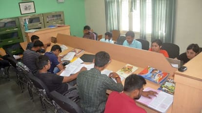 people who are fond of reading books come to the libraries of Bareilly,