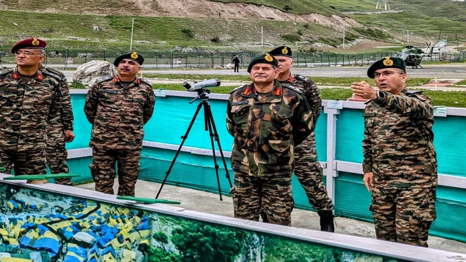Amarnath Yatra: Devotees multi-layered security, companies of paramilitary forces started reaching Jammu