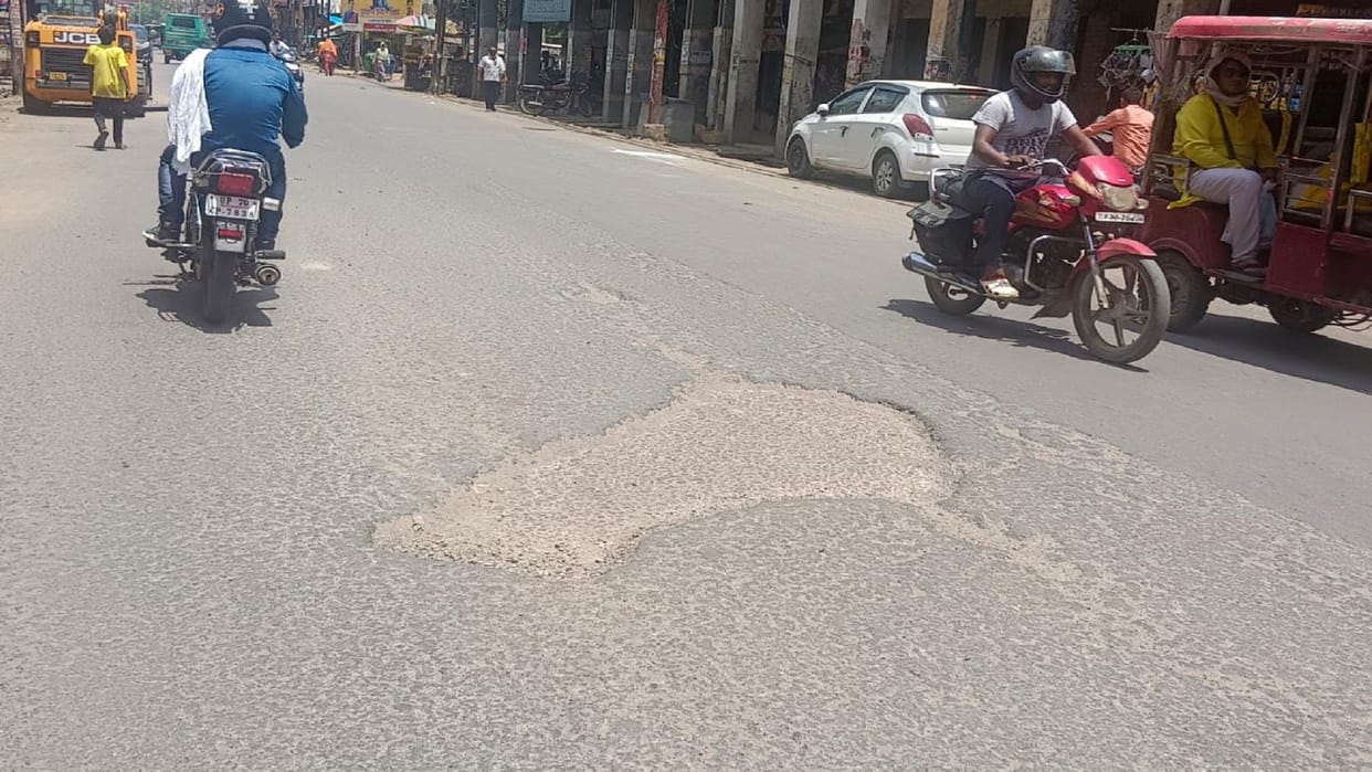 Lord Jagannath's ride will go hitchhiking on potholed roads