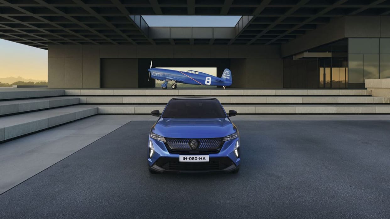 renault rafale coupe suv unveiled globally, suv comes with 300 hp engine and know other features