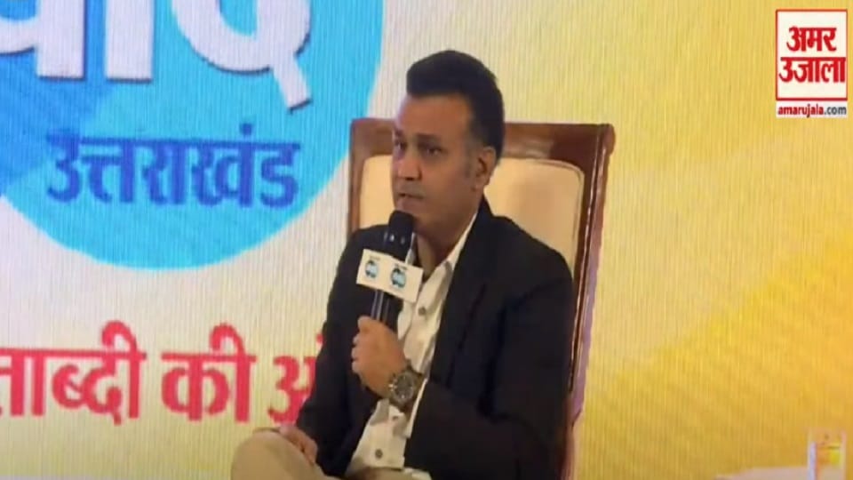 Uttarakhand Samvad 2023 Amar Ujala Samvad Uttarakhand program Virender Sehwag sings song Chala Jate Hoon