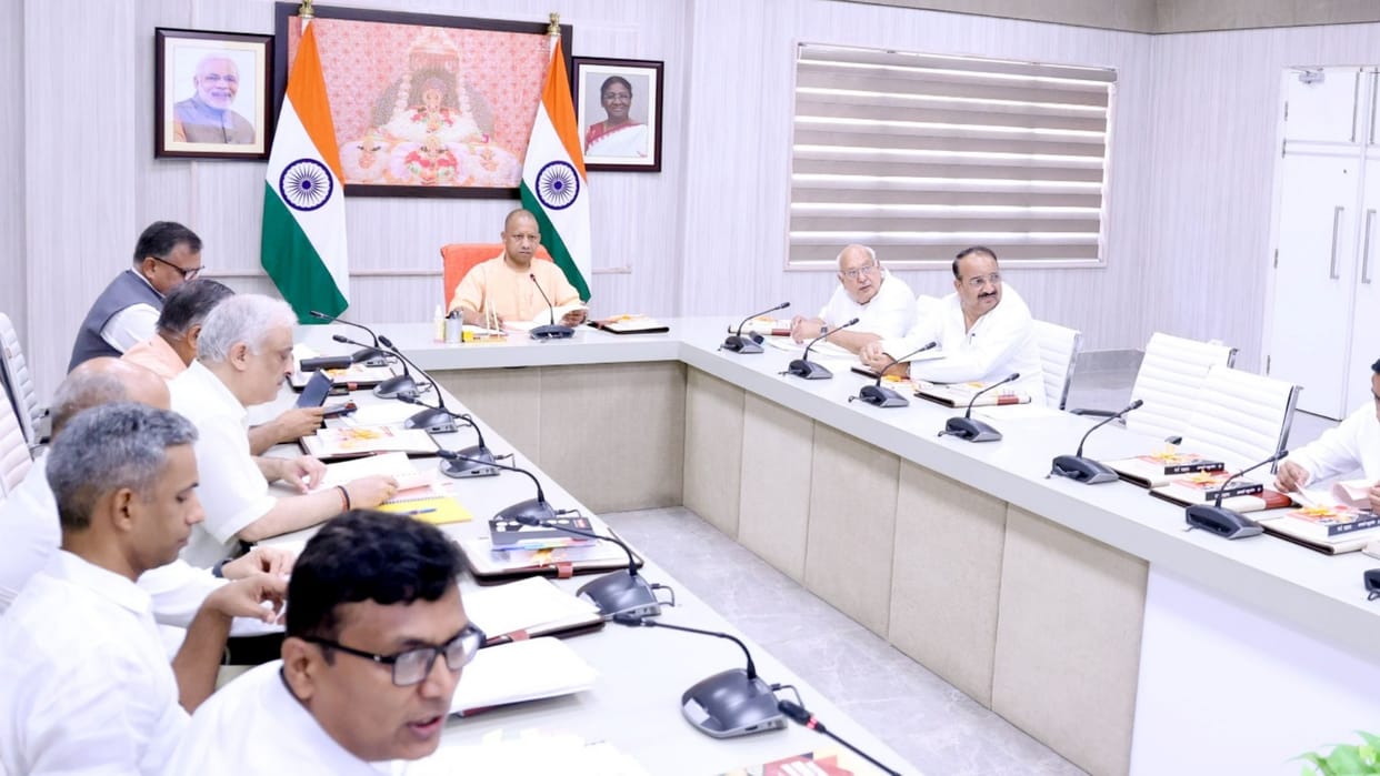 Chief Minister Yogi gave strict instructions, give respect to faith, but do not start any new tradition