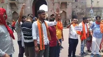 Adipurush Row: Activists of Hindu Yuva Vahini filed a case against the director of the film, burnt the effigy