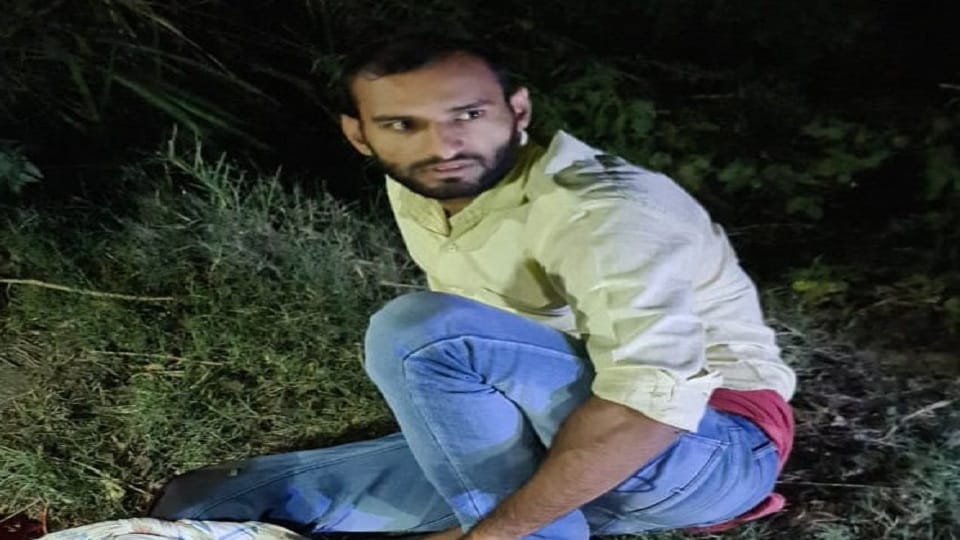 Mainpuri triple murder case Village shaken by painful screams pictures of sensational incident