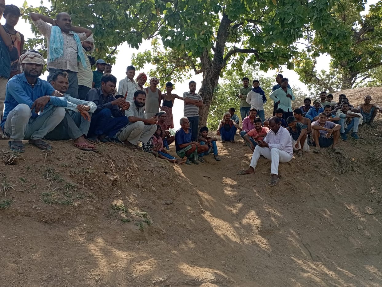 Sonebhadra News: Dead body of missing youth found in Bandhi, police engaged in investigation, stir
