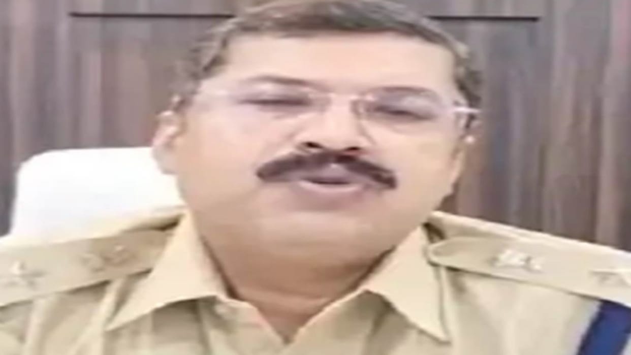 Morena Youth Brutally Beaten SP made seven policemen of Sinhaunian police station line spot in Morena