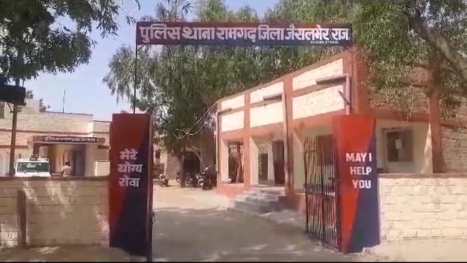 Vehicle stopped after overtaking in Jaisalmer then miscreants opened fire
