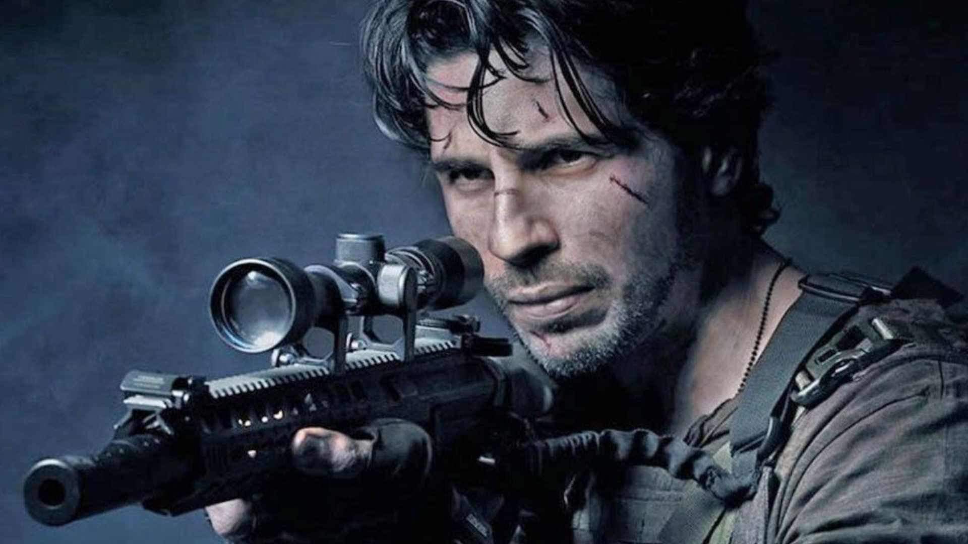 Raashii Khanna shares the experience of working with Sidharth Malhotra in Yodha Says He Is So Disciplined