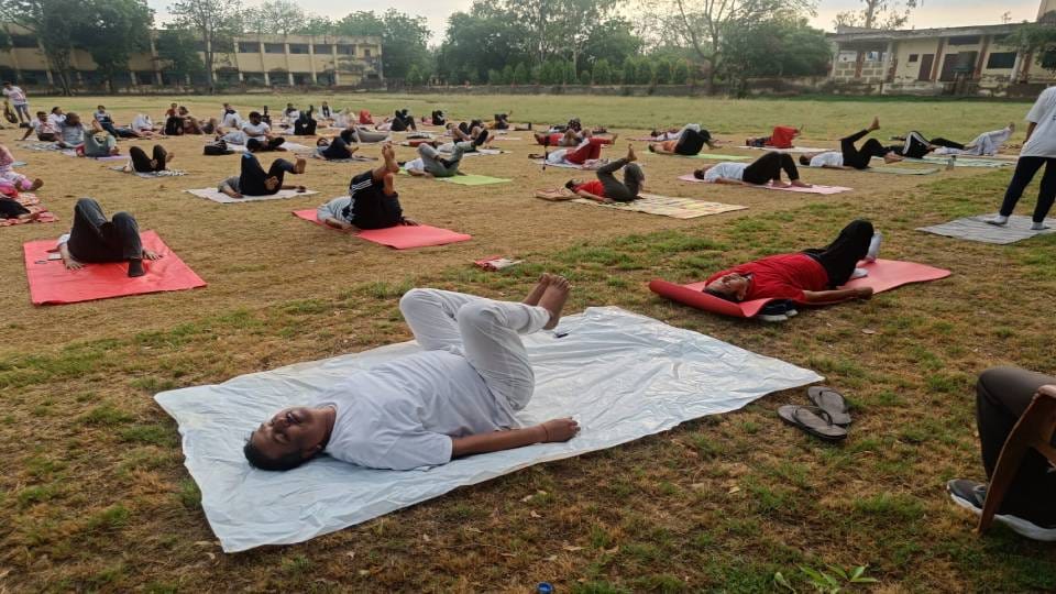 Yoga camps were organized at various places in Agra on International Yoga Day
