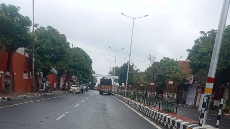 weather will be pleasant amidst drizzling rain in Agra know how weather will be today