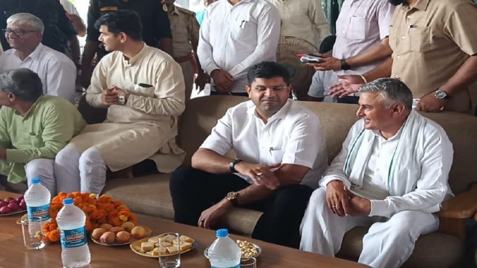 Deputy CM reached program of Dadri new vegetable market, government waived market fees on demand of traders