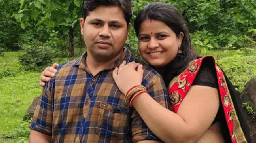 The couple committed suicide by consuming poison