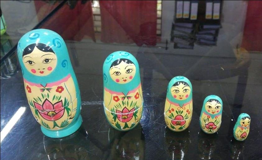 Wooden doll took the heart of Germans: Khojwaan's craftsman got order for 1000 sets, 5 dolls in one set