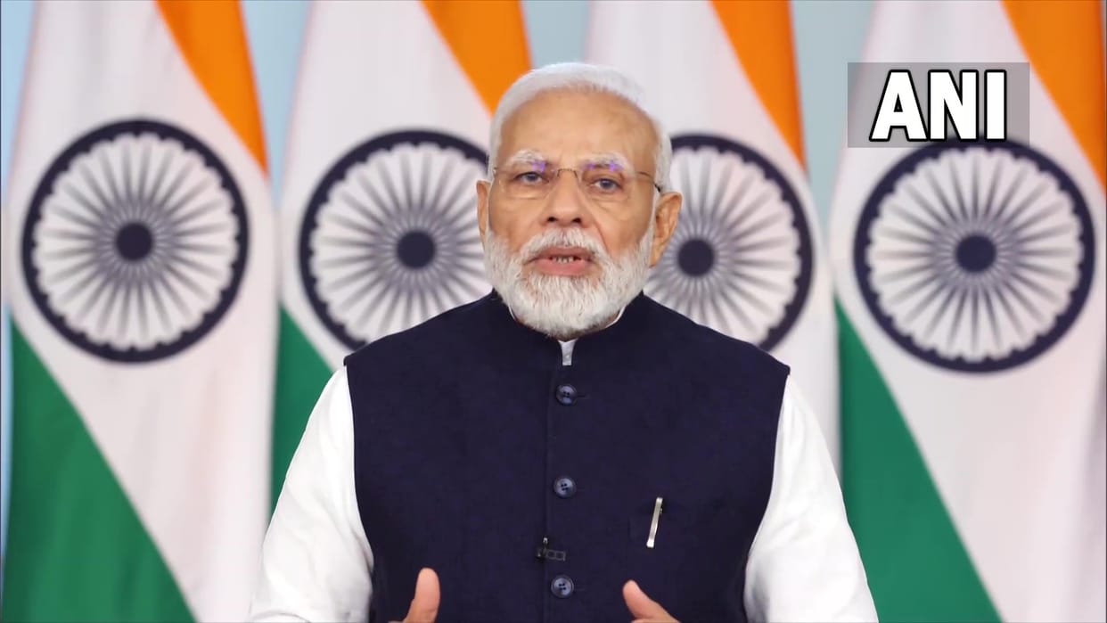PM Modi addresses the press after holding bilateral talks with PM Kyriakos Mitsotakis of Greece