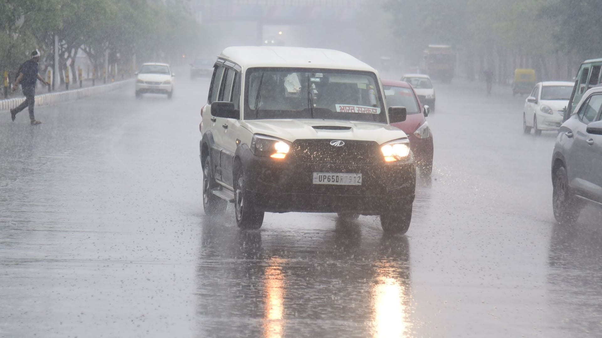 Weather department says monsoon may caome in two days in Uttar Pradesh.