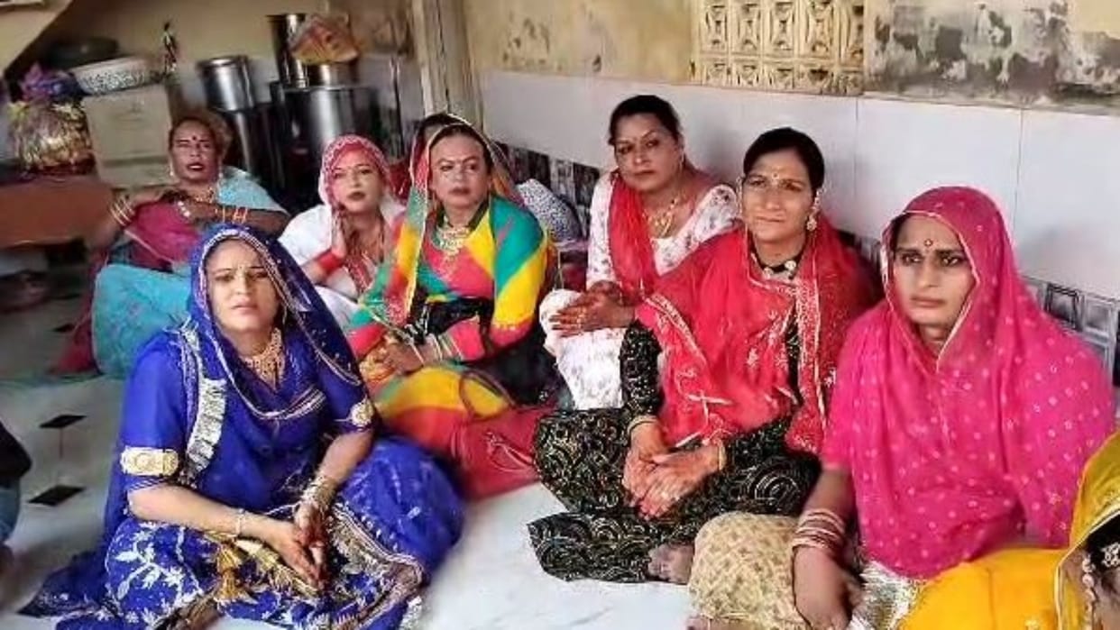 Rajasthan Eunuchs demand reservation from the government in Nagaur
