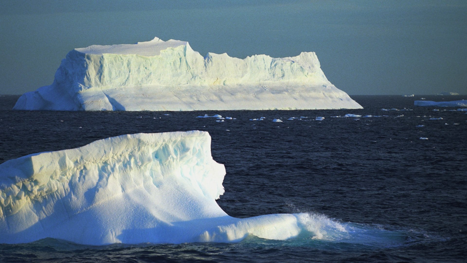 Titanic Mystery: secrets related to the titanic which are still buried in atlantic ocean know the derails