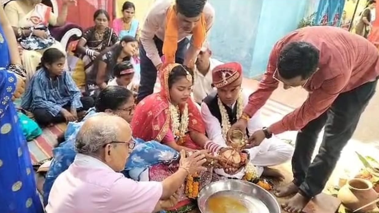 Unique Wedding Kanker: sahbhagi samaj sevi sanstha marries orphan Lakshmi in kanker