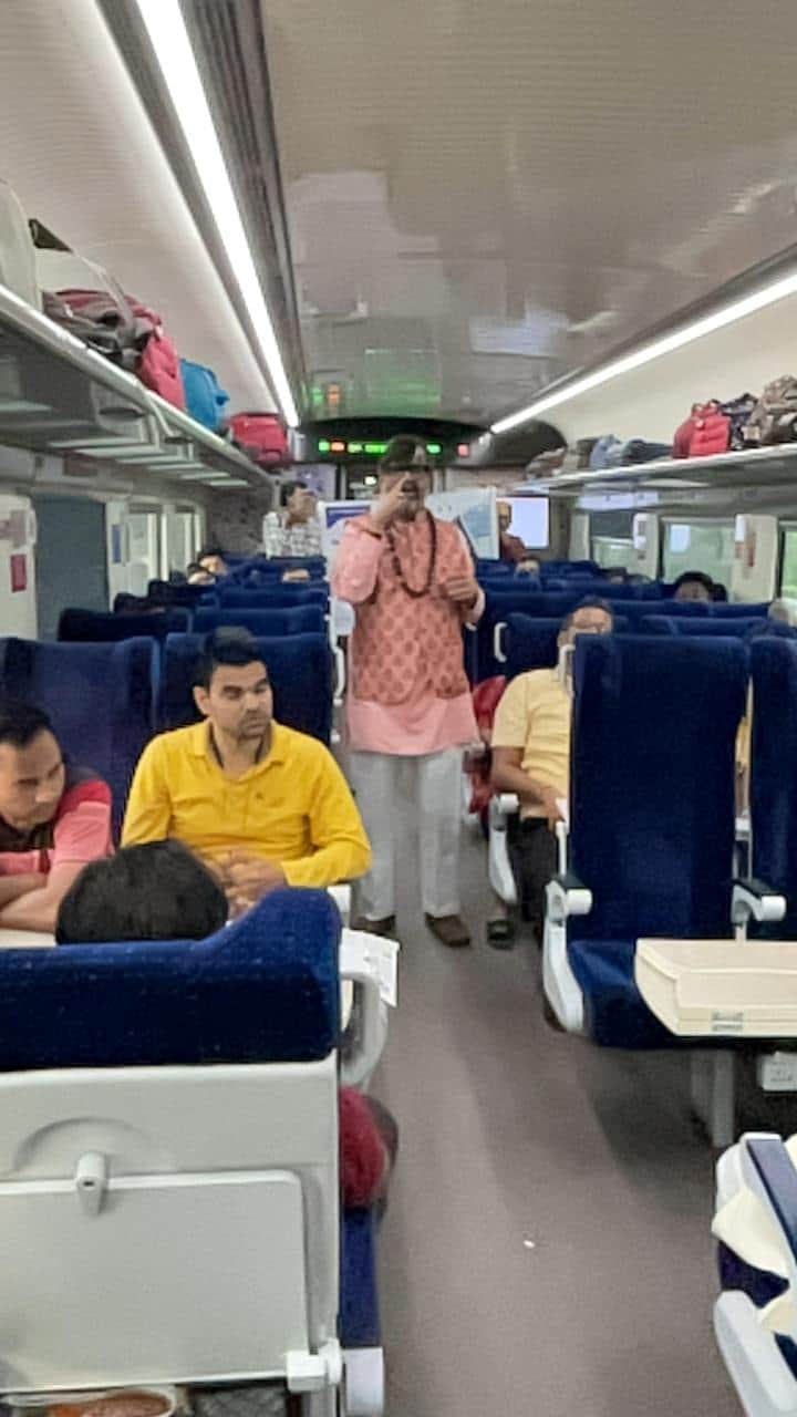 MP News: Krishna Mishra did yoga in Vande Bharat train, Home Minister participated in the program of new jail