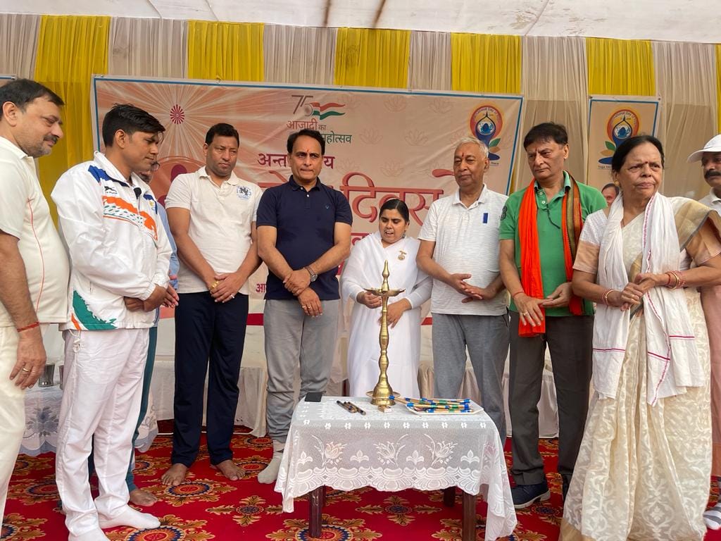 International Yoga Day 2023: Everyone did together in Bihar, Yoga in Patna, Yoga News, Meditation, Yoga Update