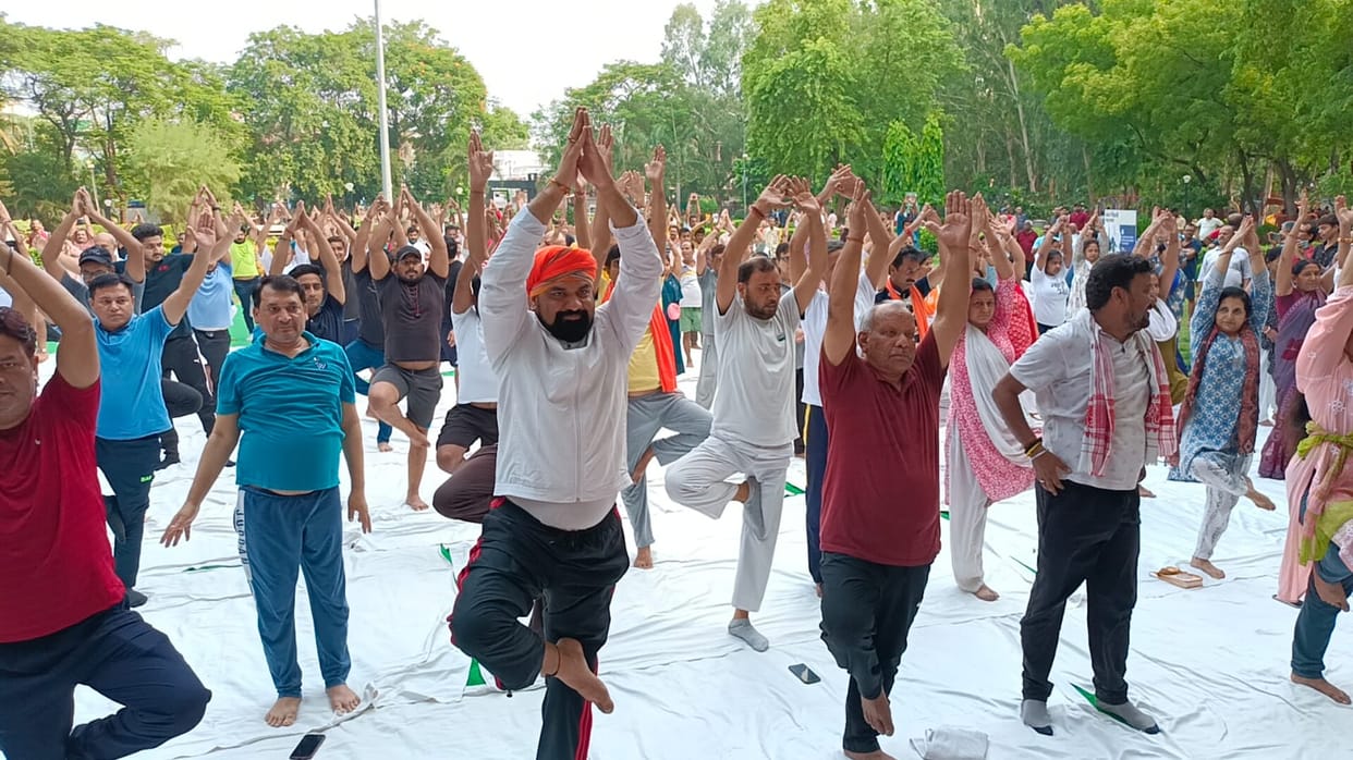 International Yoga Day 2023: Everyone did together in Bihar, Yoga in Patna, Yoga News, Meditation, Yoga Update