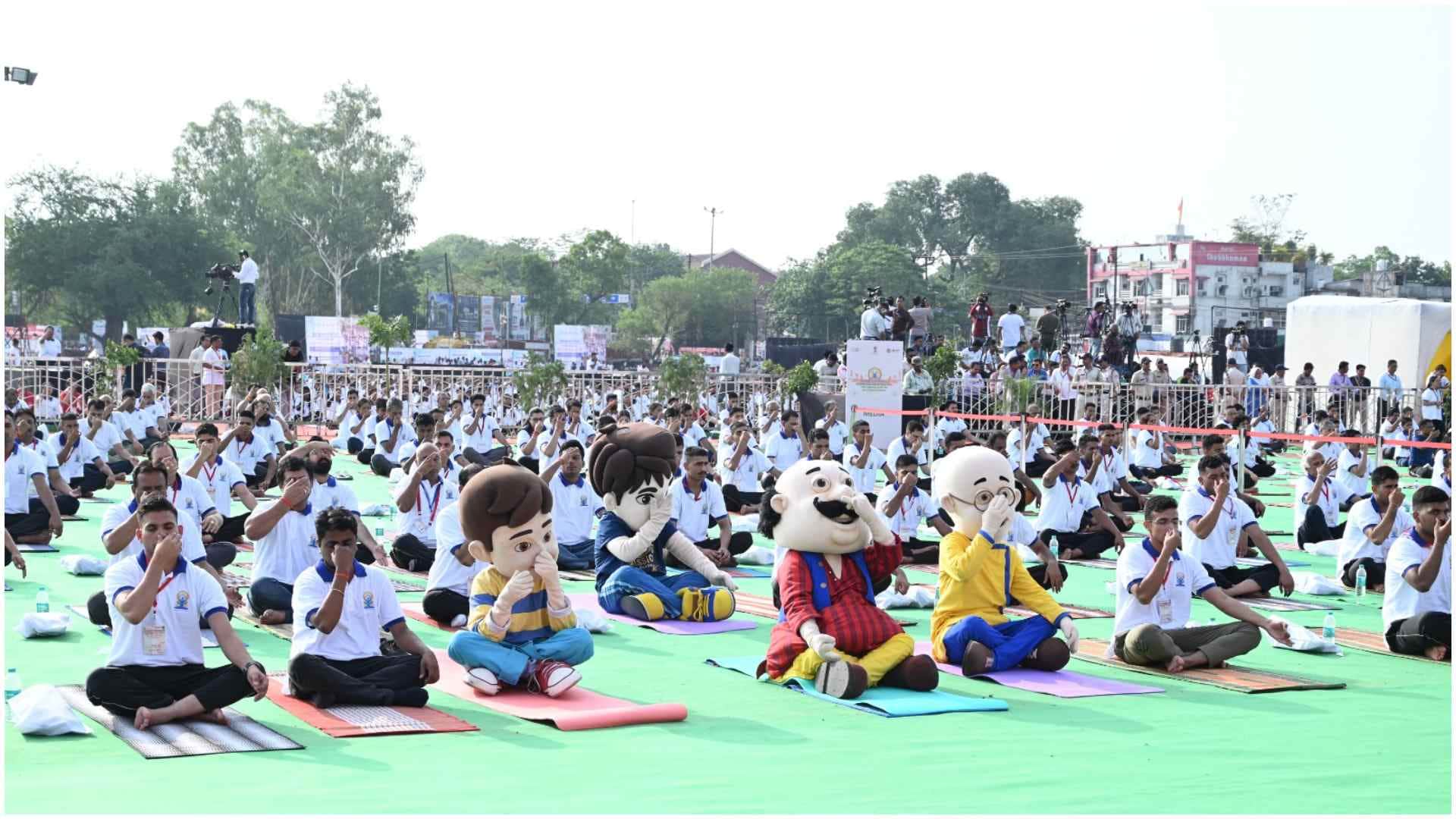 Nickelodeon celebrates International Yoga Day Joins AYUSH Ministry at Indias Biggest Yoga Event