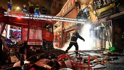 China: रेस्तरां में एलपीजी लीक से जबरदस्त विस्फोट, 31 की मौत, कई घायल china lpg leak blast in restaurant kills injured many yinchuan