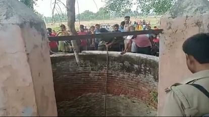 Mother along with three children jumped into the well, all four died, she was angry with her husband for not t