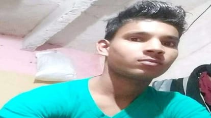 man commits suicide by jumping into river from moving train in bareilly