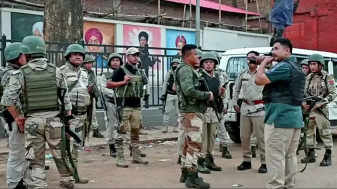 मणिपुर के हिंसाग्रस्त क्षेत्र में बंदूकधारियों ने की गोलीबारी, सुरक्षा बलों ने की जवाबी कार्रवाई