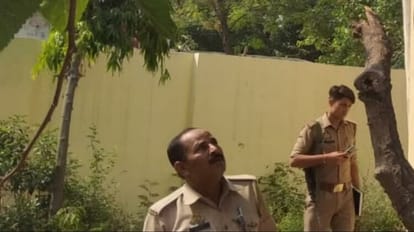 peon dead body found hanging from tree in college campus