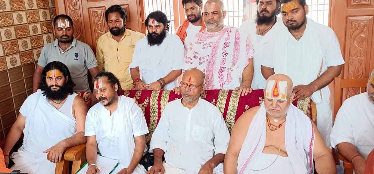 Hanumangarhi again claims ownership of Patna Mahavir temple, probe into property of former IPS