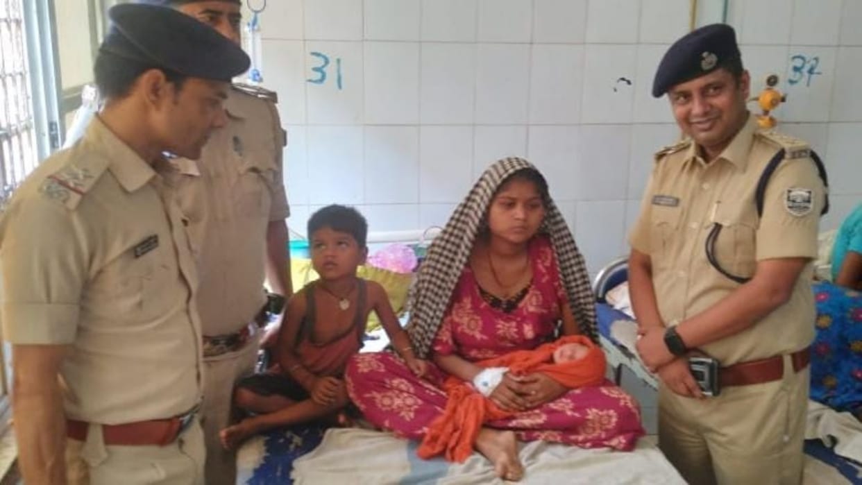 Bihar News One day old newborn was stolen from hospital in Bhagalpur found from Jharkhand after three days
