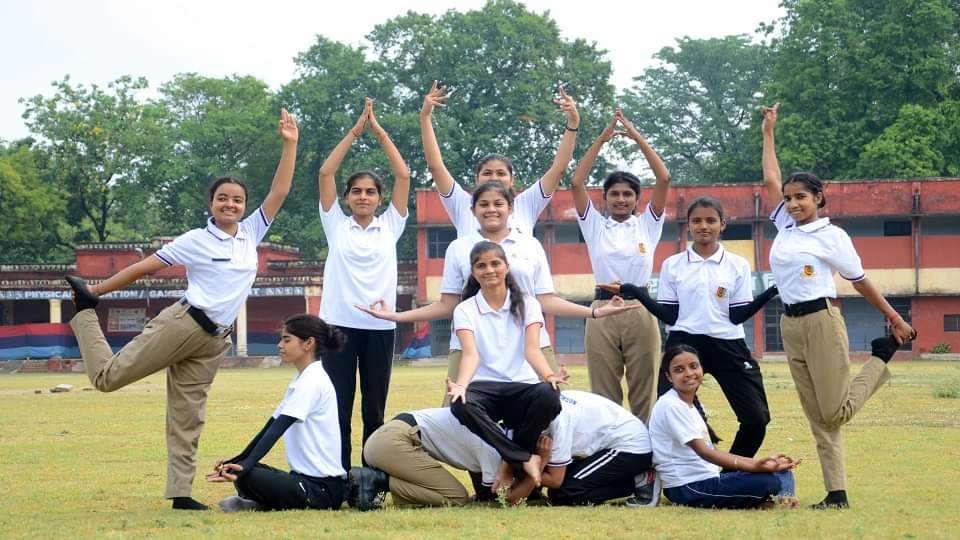 International Yoga Day poeple do yoga in bareilly see photos